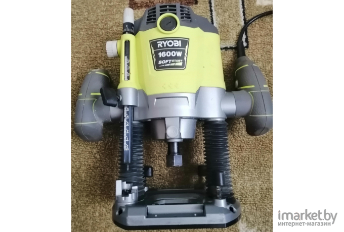 Фрезер RYOBI RRT1600-K