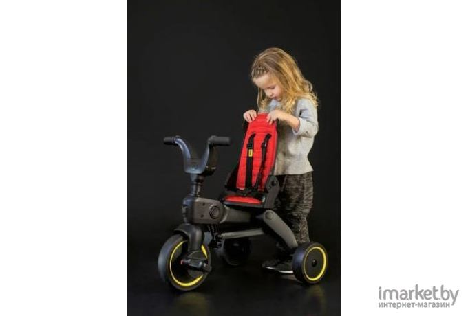 Велосипед детский с ручкой Simple Parenting Doona Liki Trike S1 Flame Red