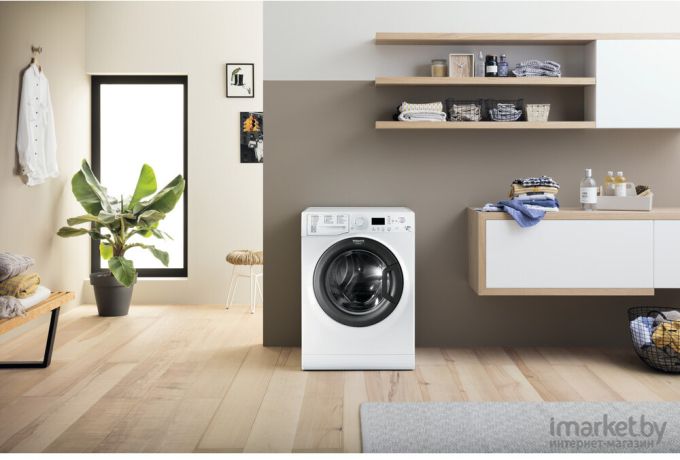 Стиральная машина Hotpoint-Ariston VMSG 521 ST B [869991581440]