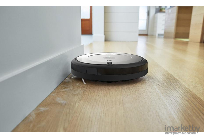 Робот-пылесос iRobot Roomba 698