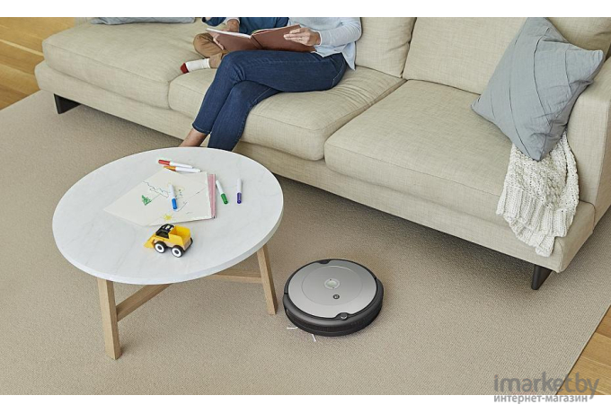 Робот-пылесос iRobot Roomba 698