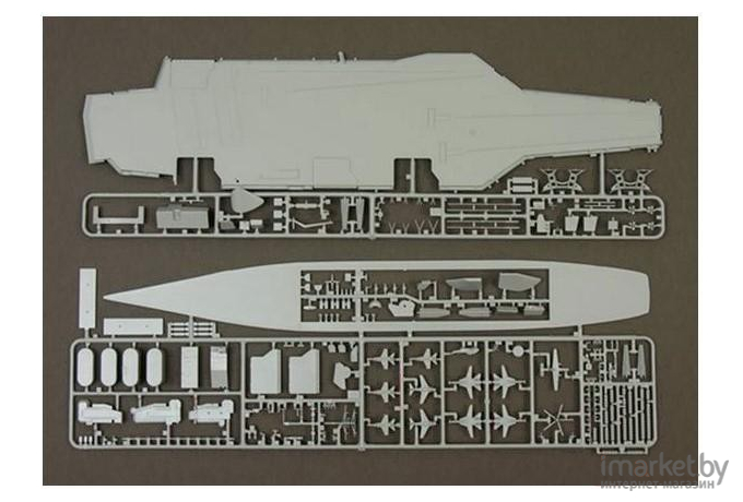 Сборная модель Italeri Американский авианосец U.S.S. Ronald Reagan CVN-76 [5533]