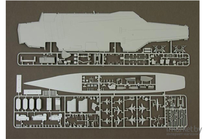 Сборная модель Italeri Американский авианосец U.S.S. Ronald Reagan CVN-76 [5533]