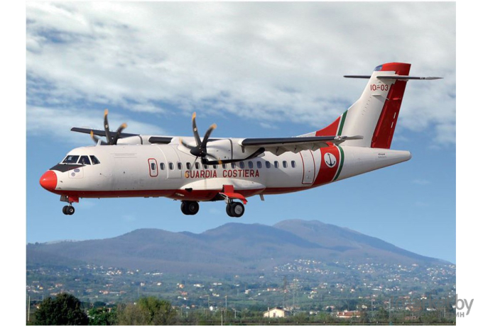 Сборная модель Italeri Пассажирский двухмоторный турбовинтовой самолет ATR 42-500 [1801]