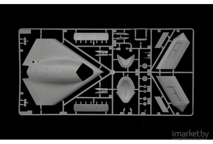 Сборная модель Italeri Боевой беспилотный летательный аппарат X-47B [1421]