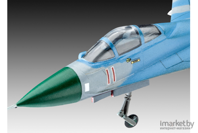 Сборная модель Revell Многоцелевой советский истребитель Су-27 Flanker [03948]
