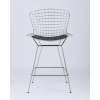 Барный стул Stool Group с низкой спинкой Bertoia хромированный/с черной подушкой [BTY-24L-P6 CH/BL]