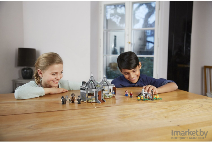 Конструктор LEGO Хижина Хагрида: спасение Клювокрыла [75947]