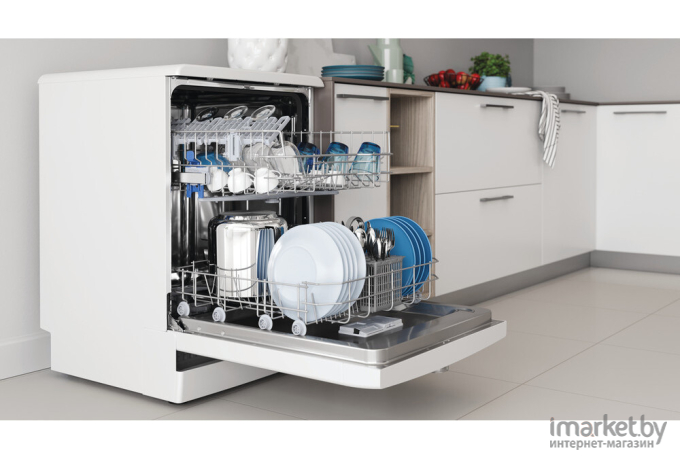 Посудомоечная машина Indesit DFE 1B10 [869991589410]