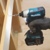 Дрель-шуруповерт Makita DTD 156 RFE