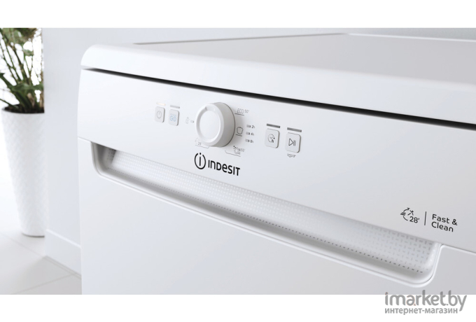 Посудомоечная машина Indesit DFE 1B19 14