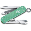 Туристический нож Victorinox перочинный Classic Minty Mint 58мм 7функц. [0.6221.221G]