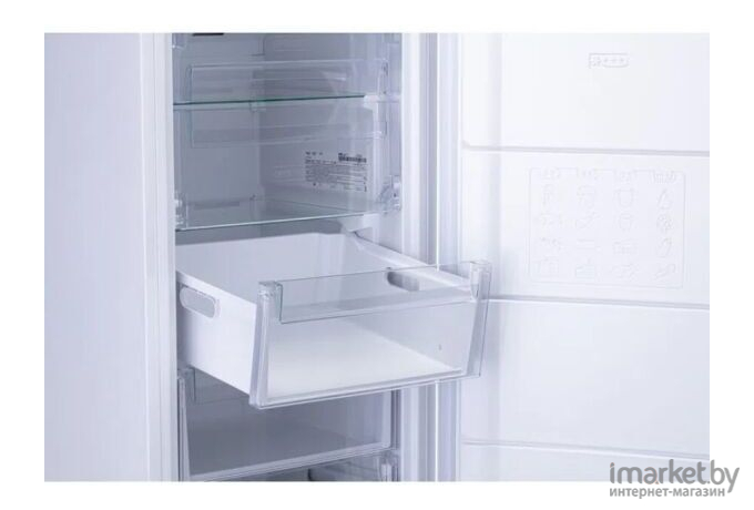 Морозильник Hotpoint-Ariston HFZ 6175 W