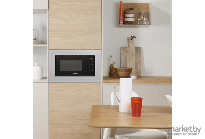 Микроволновая печь Indesit MWI 120 SX