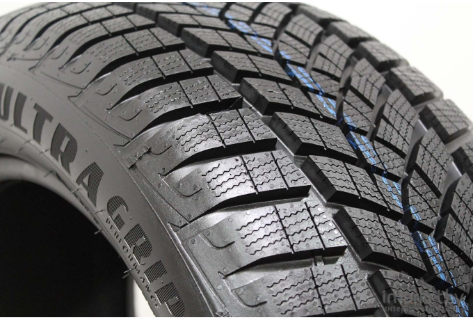 Автомобильные шины Goodyear UltraGrip Performance+ SUV 215/65R17 99V