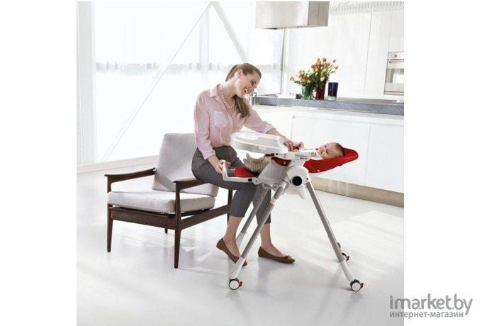 Стульчик для кормления Peg Perego Follow me linear grey