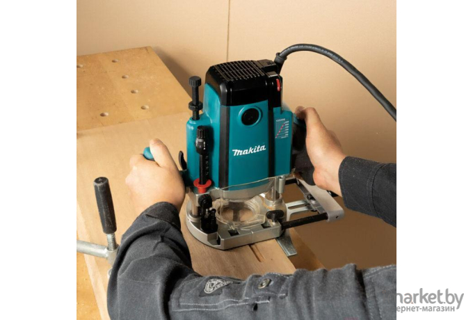 Фрезер Makita RP2303FCXJ вертикальный