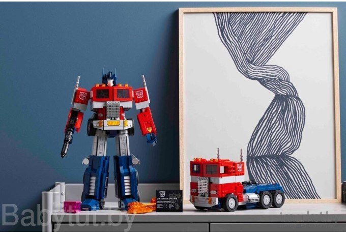 Конструктор Lego Optimus Prime (10302)