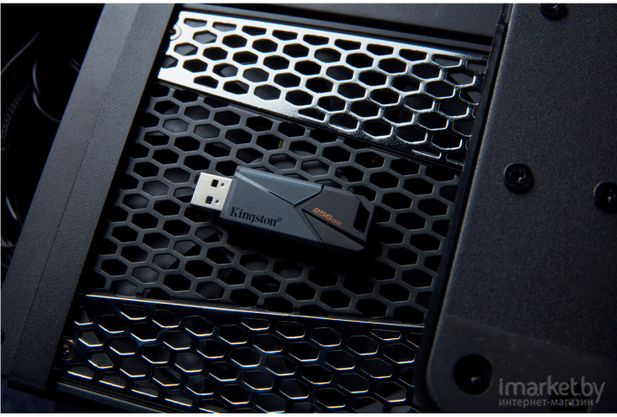 USB Flash-накопитель Kingston DataTraveler Exodia Onyx 64GB (DTXON/64GB)