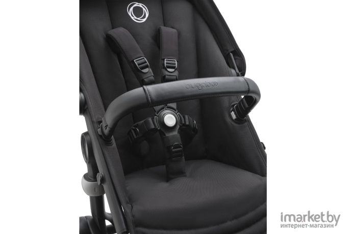 Коляска Bugaboo Fox5 Complete Black/Forest Green 2 в 1