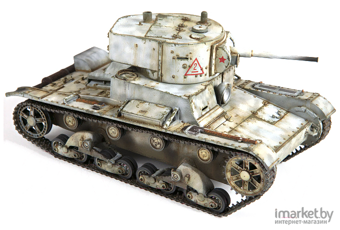 Сборная модель Звезда Советский легкий танк Т-26 (ZV-3538П)