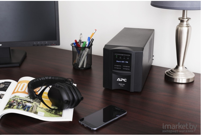 Источник бесперебойного питания APC Smart-UPS SMT750IC 500Вт 750ВА черный