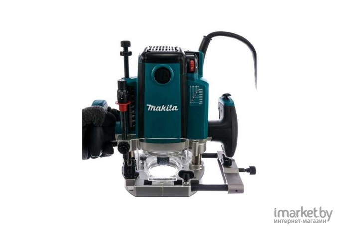 Вертикальный фрезер Makita RP2302FC02