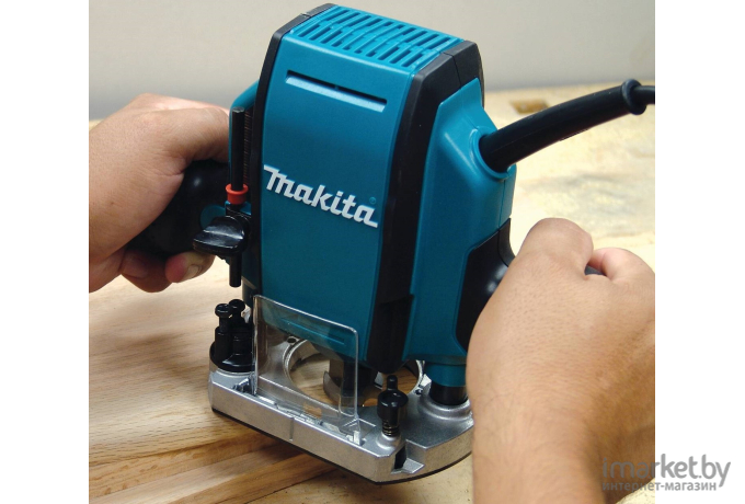 Фрезер Makita RP0900K