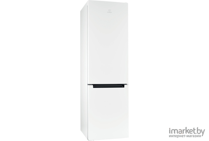 Холодильник Indesit DFE 4200 W