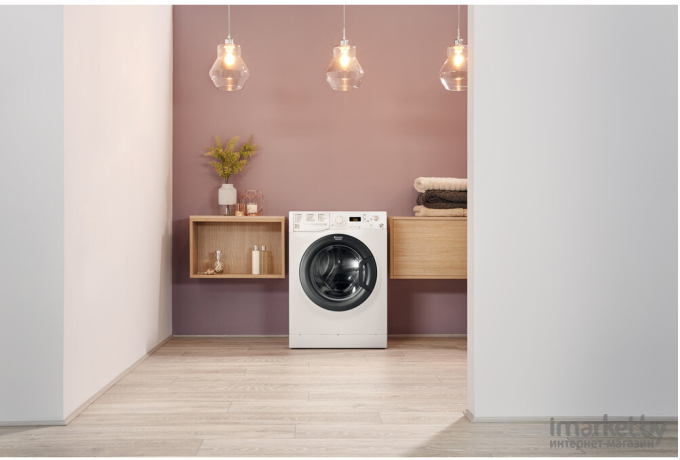 Стиральная машина Hotpoint-Ariston VMUF 501 B