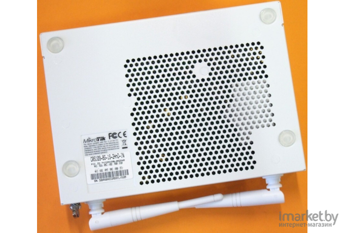 Коммутатор Mikrotik Cloud Router Switch CRS109-8G-1S-2HnD-IN