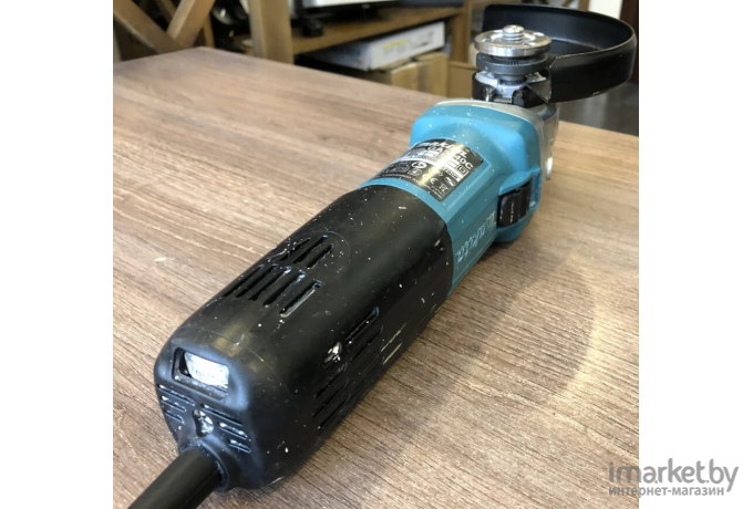 Профессиональная угловая шлифмашина Makita GA5040C