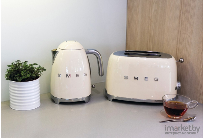 Тостер Smeg TSF01CREU