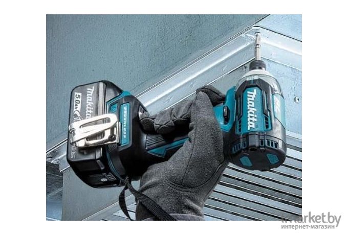 Ударный винтоверт Makita TD111DWAE