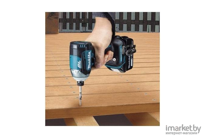 Ударный винтоверт Makita TD111DWAE