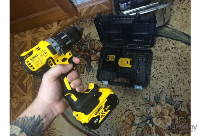 Дрель-шуруповерт DeWalt DCD791P2