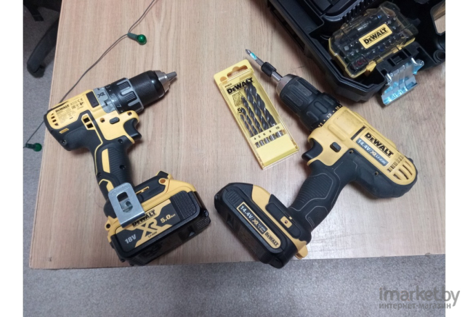 Дрель-шуруповерт DeWalt DCD791P2