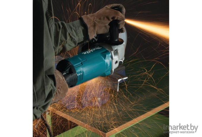 Профессиональная угловая шлифмашина Makita GA7060