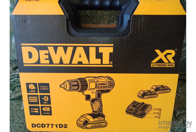 Дрель-шуруповерт DeWalt DCD771D2