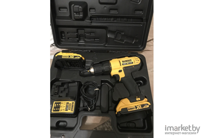 Дрель-шуруповерт DeWalt DCD771D2