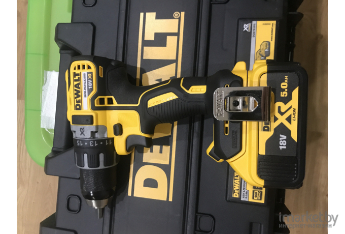 Дрель-шуруповерт DeWalt DCD791P2